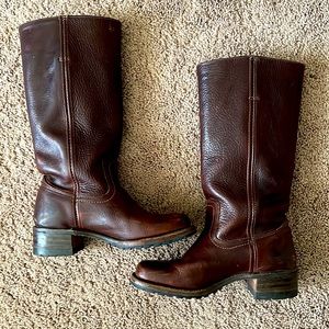 Frye campus boot with vibram soles, size 6.5